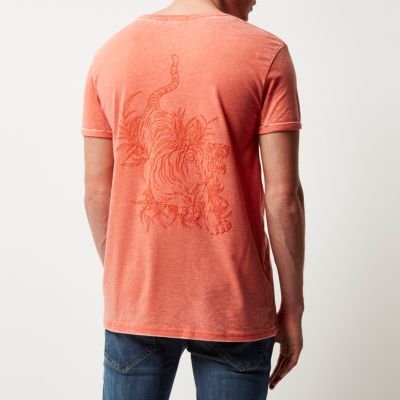 Orange strength slogan t-shirt